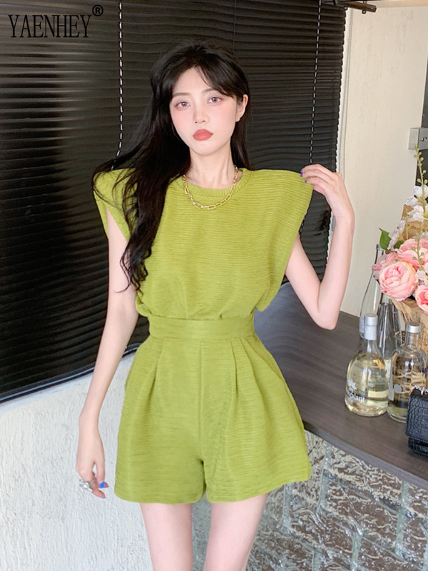 YAENHEY Set două piese Tricouri largi fără mâneci pentru femei Topuri pline de talie înaltă Pantaloni scurți cu picioare largi Moda coreeană Costume pentru femei verde