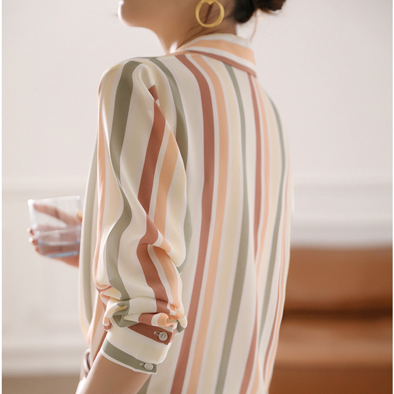 Csíkos női ing szatén vintage női ing 2023 őszi ruhák Koreai divatos ingek és blúzok Elegáns, alapvető női felsők