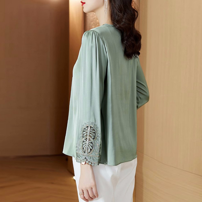 Divatos női selyemblúzok 2024 tavaszi hosszú ujjú hímzett ingek Elegáns irodai női retro design felsők Ruházat