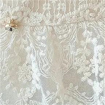 Дизайн на блуза с венчелистчета с ръкави Дантелени блузи Ризи Lady Blusas Горнища Френска ретро дантелена риза V-образно деколте Тънък темперамент Фея