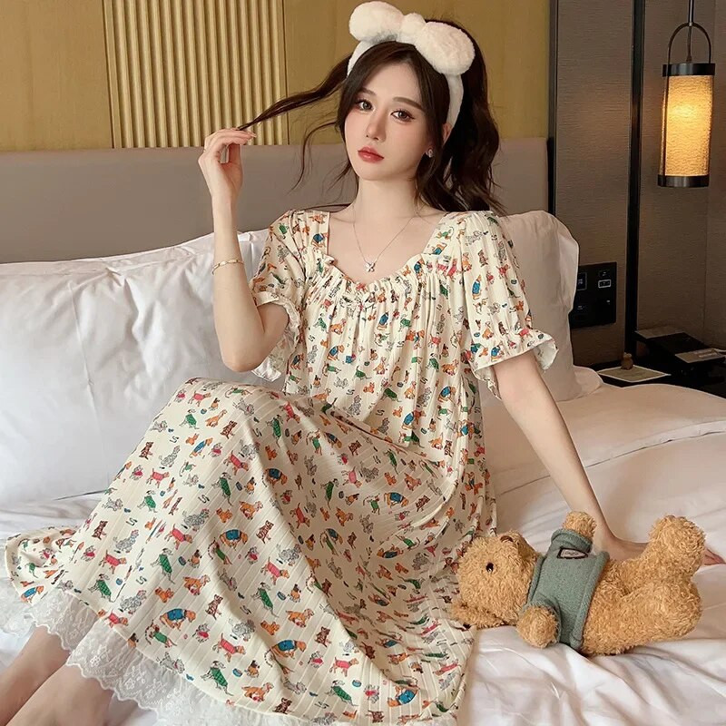 240 kg sieviešu naktskrekls ar īsām piedurknēm vasaras naktskrekls. Salds ziedu dizains mājās lietojams apģērbs, ko var valkāt ārā