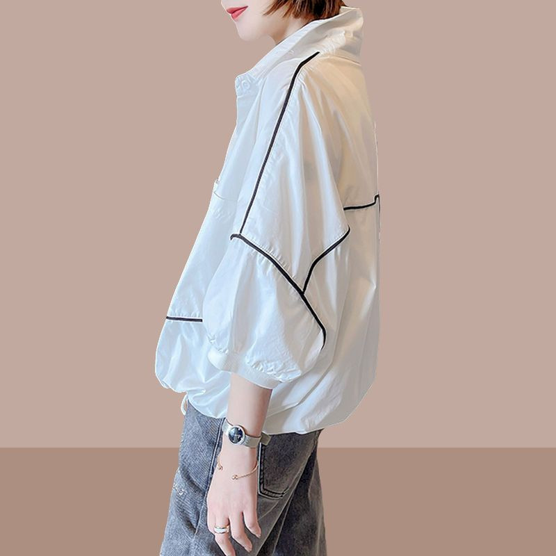 Liela izmēra sieviešu krekls Vasaras modes ar īsām piedurknēm blūzes Modernas korejiešu stila brīvas ikdienišķas krekli ar pūšām piedurknēm sievietei