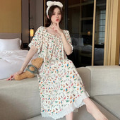 Salda ziedu apdruka ar īsām piedurknēm vidēja garuma naktskrekls sieviešu plānā stilā, var valkāt ārā iekštelpās