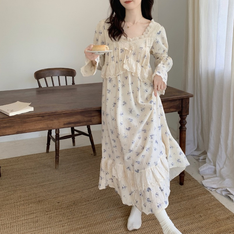 Saldi princeses stila naktskrekli sievietēm ar mežģīnēm ar ziedu apdruku Rudens potītes garuma V veida kakla guļamveļa Mājas Mājīgi Jauki Studenti Sieviete