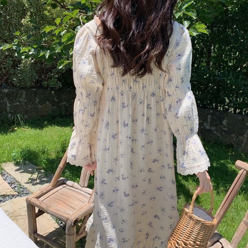 Saldi princeses stila naktskrekli sievietēm ar mežģīnēm ar ziedu apdruku Rudens potītes garuma V veida kakla guļamveļa Mājas Mājīgi Jauki Studenti Sieviete