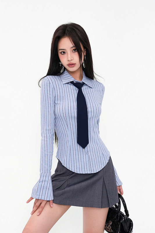 Ženska elegantna prugasta bluza s dugim rukavima