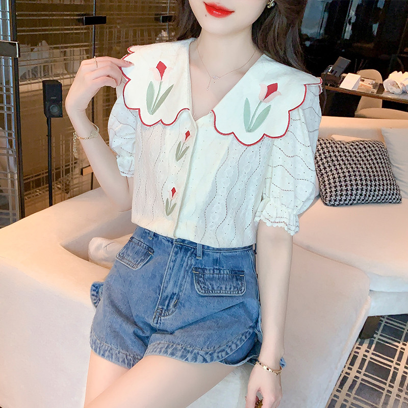 Tulbitikandiga naiste pluus 2023 suvine nukukraega pitssärk vabaaja ülariietus