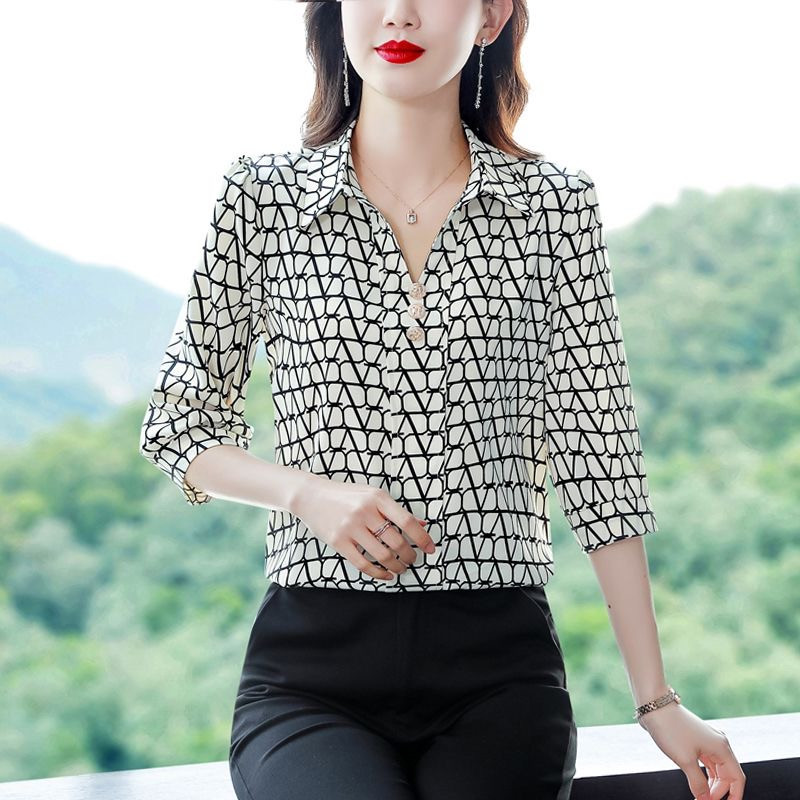 Nő Tavasz Nyár Stílusú Blúzok Ingek Lady Alkalmi Rövid Lámpás Ujjú Lehajtható gallérral Csíkos nyomott Blusas Felsők G2615