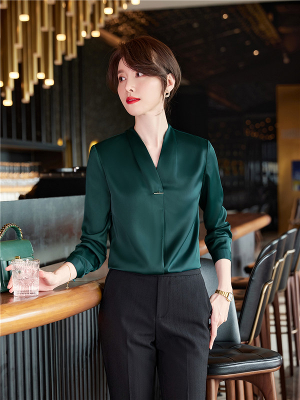 Sieviešu blūze ar garām piedurknēm ar V veida kakla izgriezumu Modes ar garām piedurknēm traipu Elegants biroja darba krekls Zaļie topi Ikdienišķa blūze Monohromatiska