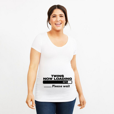 Grūtniecība Stretch T krekls Twins Now ielādē, lūdzu, uzgaidiet Smieklīga dāvana mazulim Dāvana grūtniecēm Vasaras krekli ar īsām piedurknēm