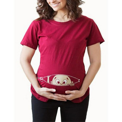 Jauna grūtniece, baro bērnu ar krūti, drēbes grūtniecēm, mazulis, skatoties, T krekls, grūtniecība, gaidīšanas māmiņa, tops mammai krekls