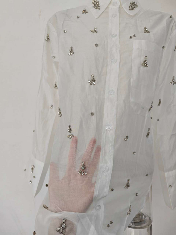 [EWQ] Decorație cu strass Cămașă albă Femei într-un singur piept cu mânecă lungă Perspectivă Office Lady Blusas Primăvara 2024 Toamna Top