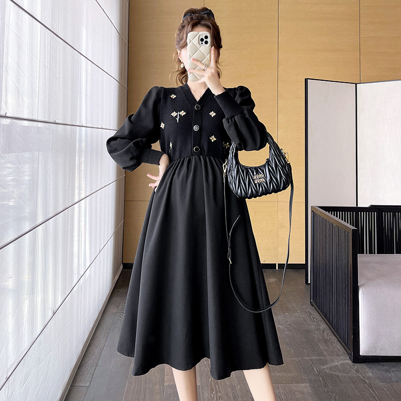 Rudens ziemas modes kleita grūtniecēm ar garām piedurknēm ar V veida izgriezumu ar vintage izšuvumu grūtniecēm.