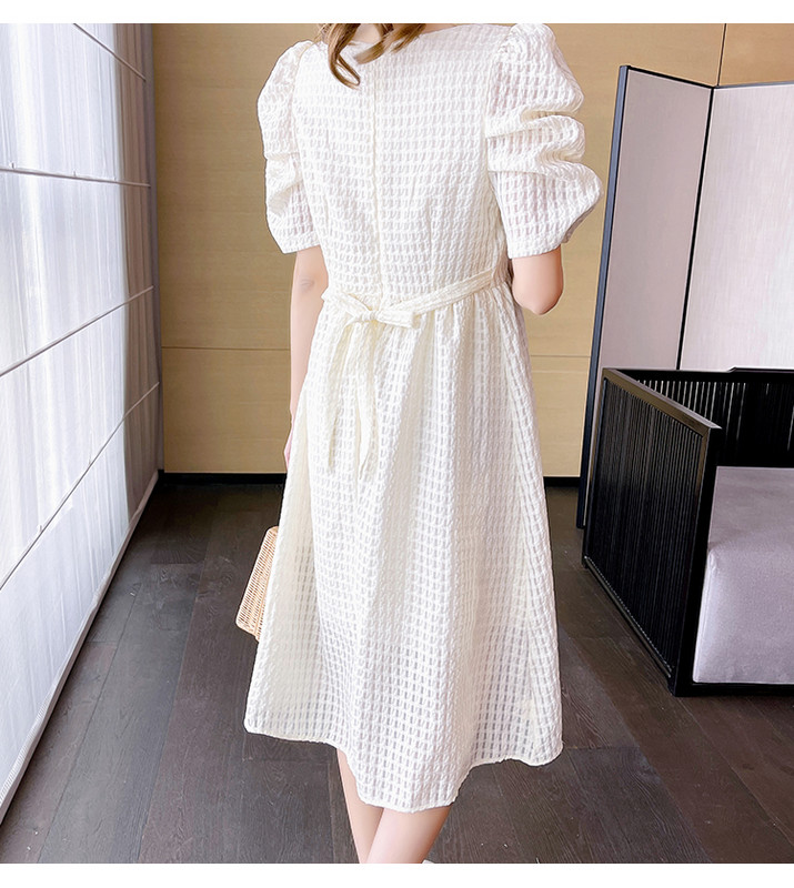 Grūtniecēm vasaras kleita franču stila kvadrātveida apkakle ar pūšām piedurknēm grūtniecēm Dobija rūtainā kleita grūtniecēm princeses A līnijas kleita