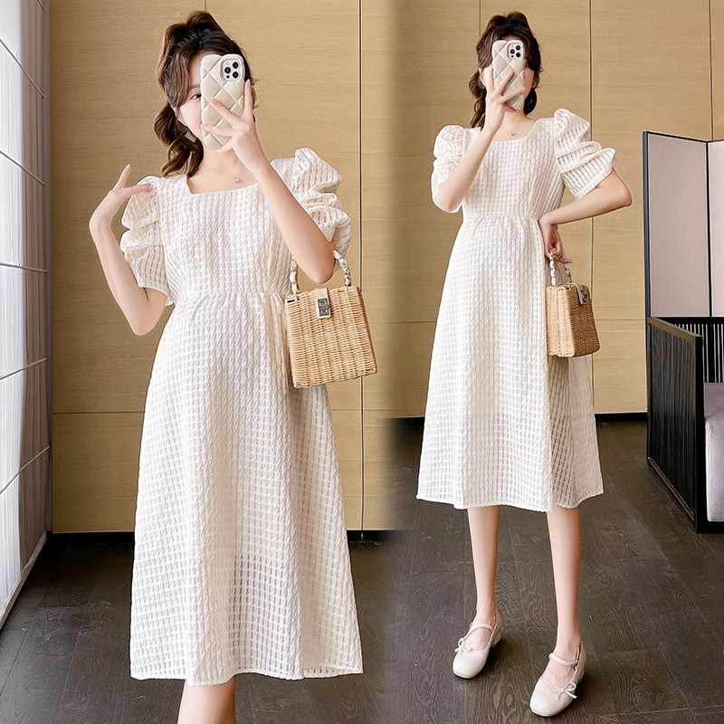 Grūtniecēm vasaras kleita franču stila kvadrātveida apkakle ar pūšām piedurknēm grūtniecēm Dobija rūtainā kleita grūtniecēm princeses A līnijas kleita