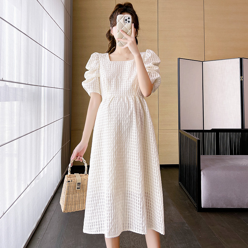 Grūtniecēm vasaras kleita franču stila kvadrātveida apkakle ar pūšām piedurknēm grūtniecēm Dobija rūtainā kleita grūtniecēm princeses A līnijas kleita