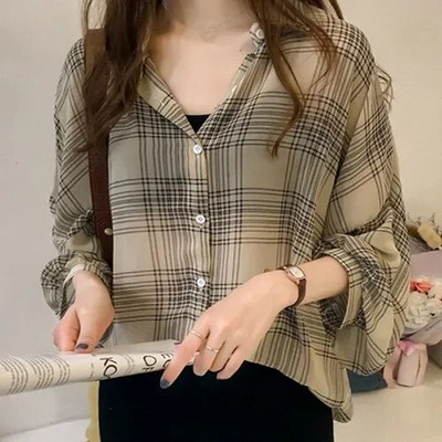 Bő szabású női kockás hosszú ujjú ing Divatos felső kabát koreai stílusú ing