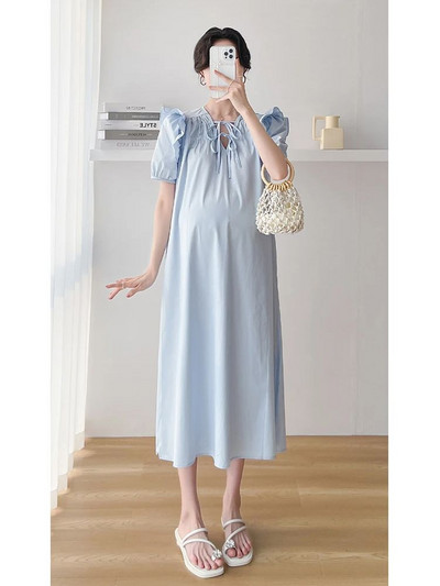 Suvine lühikeste varrukatega rasedakleit Sinine volangidega lapiline V-kaelusega rasedale lühike kleit Magusad V-kaelusega raseduskleidid