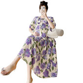 Vasaras violeta ar ziediem apdrukāta grūtniecēm brīva gara kleita, salda, volānveida Pītera Pena apkakle ar piedurknēm, grūtniecei šifona kleita