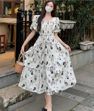 Liela izmēra grūtniecei ziedu kleita, izstiepta ar augstu jostasvietu Modes apdruka Grūtnieču pludmales kleita, brīva grūtniecības apģērbi brīvdienām