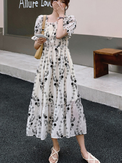 Liela izmēra grūtniecei ziedu kleita, izstiepta ar augstu jostasvietu Modes apdruka Grūtnieču pludmales kleita, brīva grūtniecības apģērbi brīvdienām