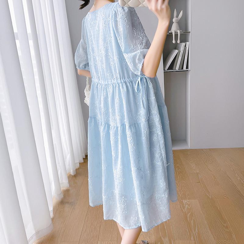 2024 nyári kismama ruha, felfújt ujjú, O-nyakú divatos virághímzés terhes nő hosszú ruha, nagy méretű terhesruhák