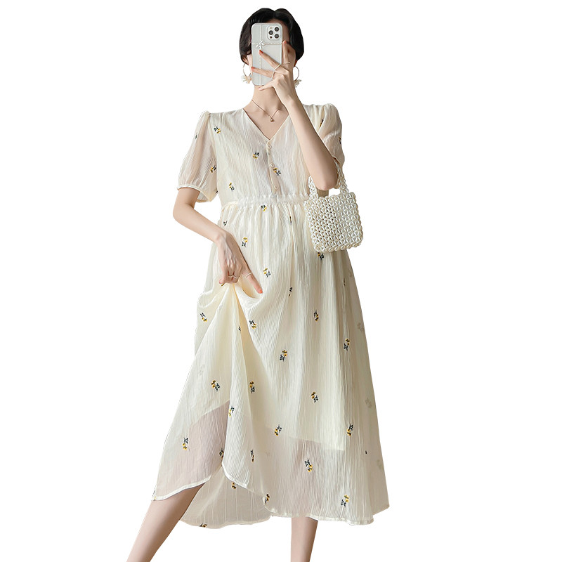 Grūtniecēm vasaras modes salda kleita ar izšūtu V veida izgriezumu ar pūšām piedurknēm ar V veida kakla izgriezumu ziedu kroku kleita Grūtnieču svētku kleitas