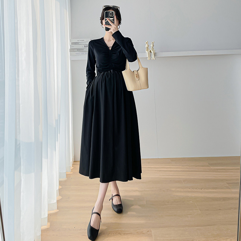 Prantsuse stiilis rasedate must sügiskleit pikkade varrukatega, elegantne raseda naise empireeritud kleit suures suuruses raseduse peokleit