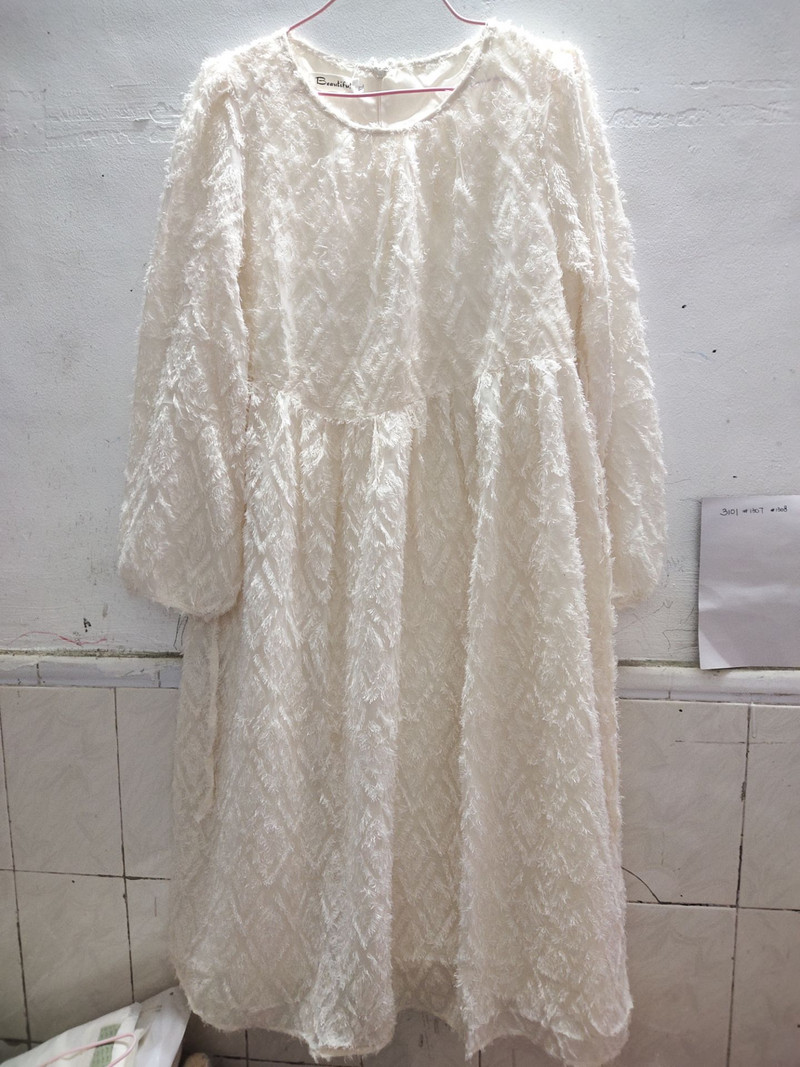 2024. gada pavasara modes, brīva kleita grūtniecēm, garām, laternām piedurknēm ar O veida kakla izgriezumu, ar augstu vidukli, grūtnieču šifona kleita Princeses