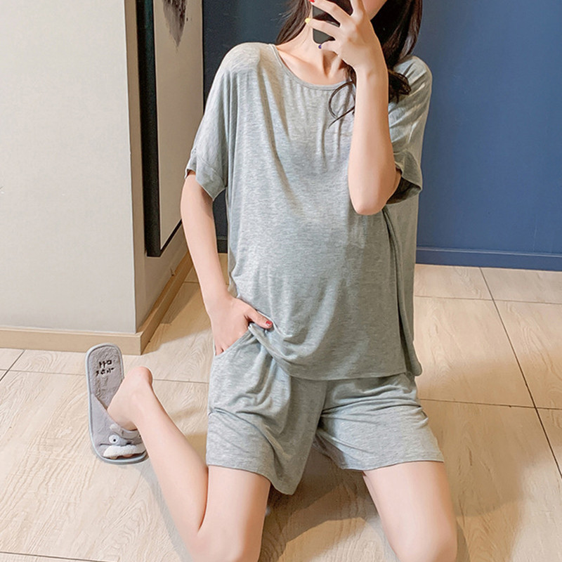 Pidžamas grūtniecēm, barojot bērnu ar krūti, brīvi mājas apģērbi, modi, kopšana, pidžamu komplekti grūtniecēm, dzemdībām un dzemdībām, drēbes vasarai