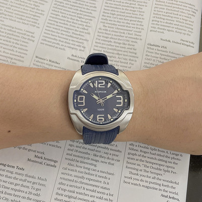 GOLDEN Personality Klasszikus retro mutatós férfi kvarcóra Egyszerű diákúszás, vízálló 100 méteres búvárkodás elektronikus karóra ZD