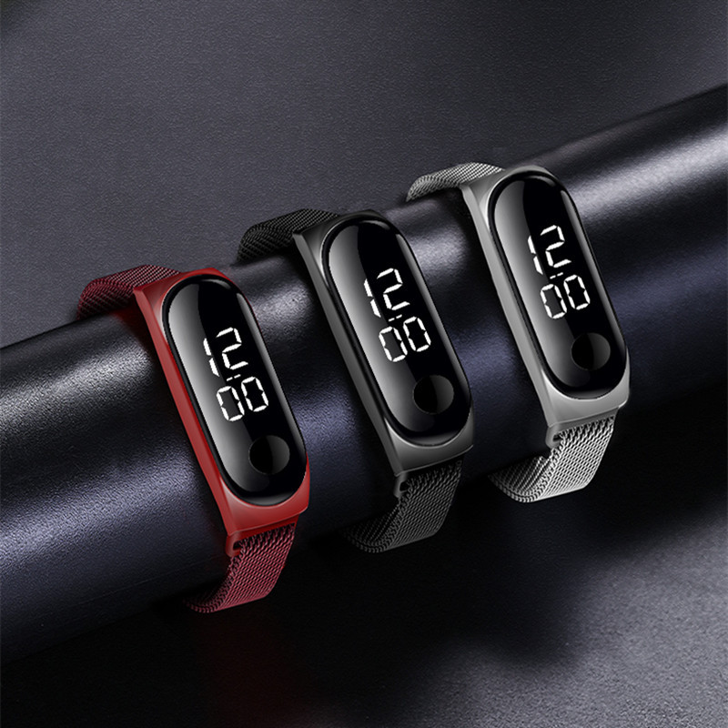 Kuum luksusliku brändi disainiga LED-kell Multifunktsionaalne eluaegne veekindel käekell meestele Elektroonilised spordi digitaalkellad Relogio Masculino