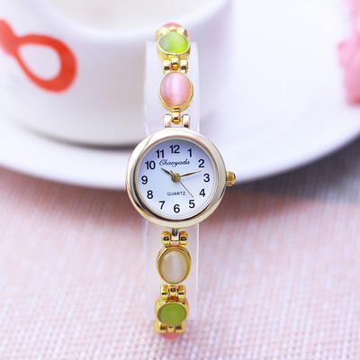 2024 Marca celebră Chaoyada Lady Bijuterii Ceas de mână Catenar de mână Cadouri pentru mama Cuarț Strass Moda Ceasuri de lux