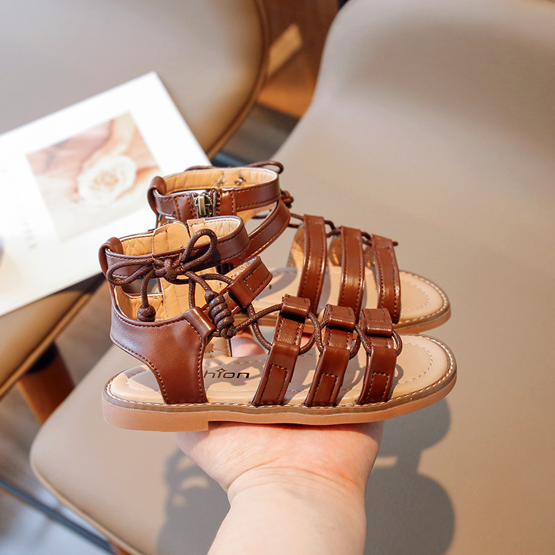 2024. aasta suvised lastejalatsid hingavad moed Uued sandaalid tüdrukutele Love Decor Kaunid ühevärvilised lastejalatsid Kummardus Tõmblukk