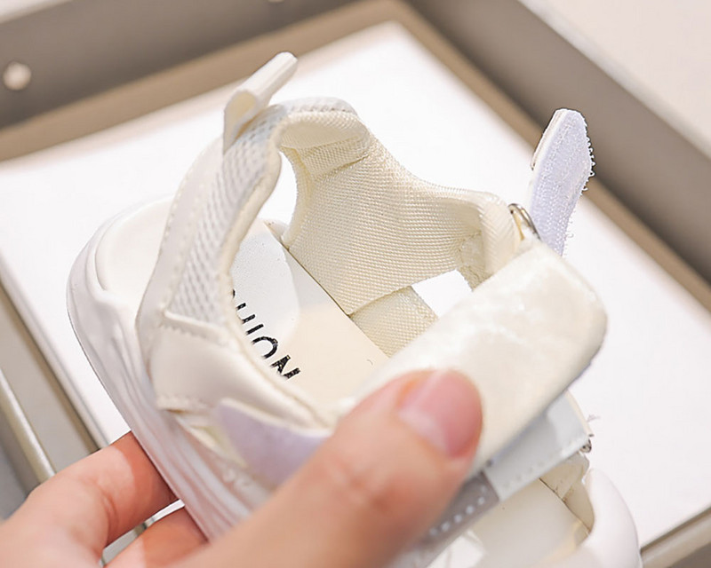 Korea stiilis spordisandaalid lastele Ergonoomika suvised väikelaste kingad Pehme tallaga libisemiskindlad rannasandaalid lastele Poistele Tüdrukutele