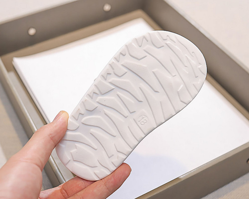 Korea stiilis spordisandaalid lastele Ergonoomika suvised väikelaste kingad Pehme tallaga libisemiskindlad rannasandaalid lastele Poistele Tüdrukutele