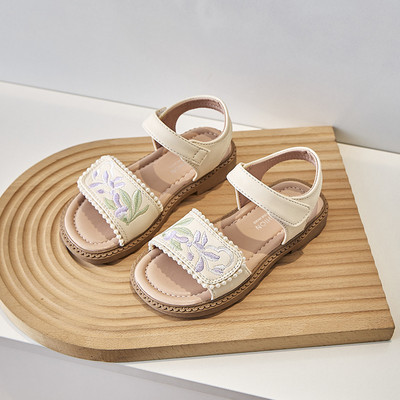 Suvised lastesandaalid tüdrukutele Elegantsed lainelised ääristega mood Mitmekülgsed armsad lapsed Põhjenduspidu Pulmad Antiikkingad H05062
