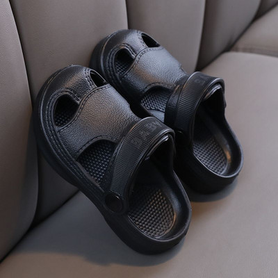 2023. aasta suvi, uued Baby Hole Kingad Lastele Kenad libisemiskindlad, pehme põrandaga vanad poisid, tüdrukute rannasandaalid 1–5 aastat