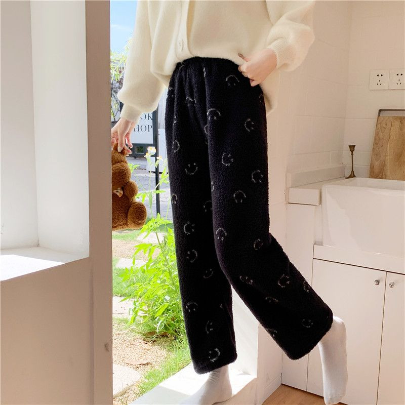 Podebljane plišane donje hlače za spavanje za žene sa zvjezdicama, nove jesensko-zimske ležerne kućne hlače, smiješne bijele pidžame