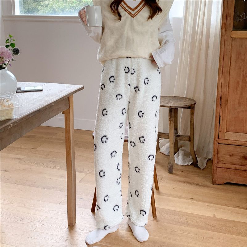 Podebljane plišane donje hlače za spavanje za žene sa zvjezdicama, nove jesensko-zimske ležerne kućne hlače, smiješne bijele pidžame