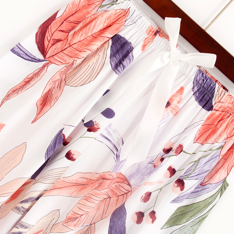 Hingavad viskoosist kerged naiste lühikesed püksid, S-3XL, lillemustriga magamisriided.