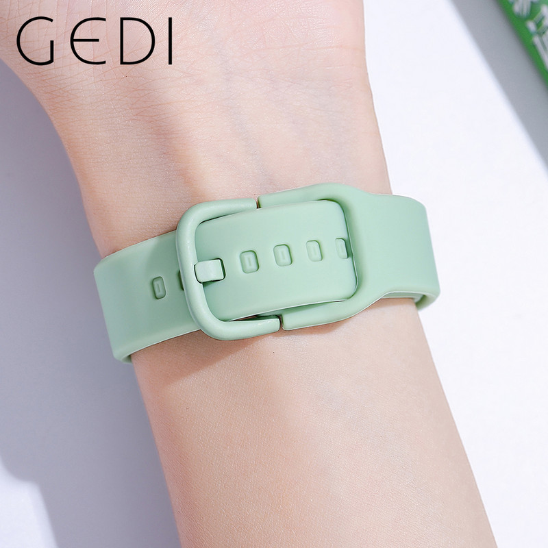 Női órák szilikon óraszíj 3ATM vízálló, világító kézi divatos kvarc karóra nőknek és lányoknak