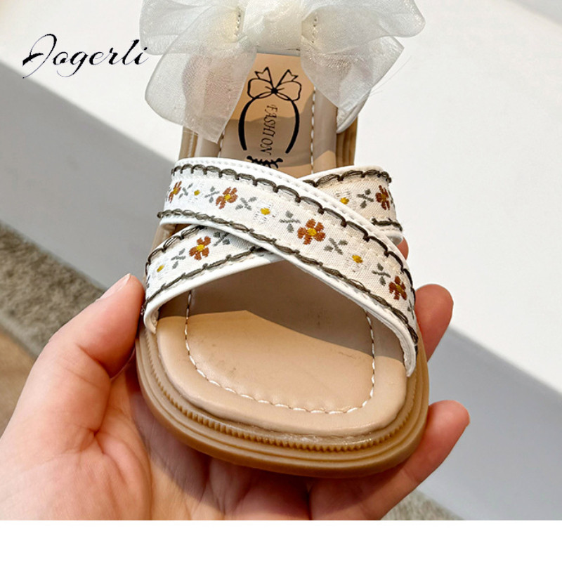 2024. aasta tüdrukute suvi uues etnilises stiilis sandaalid, pehme tald, libisemiskindlad kooliõpilaste rannajalatsid, suurus 23–34