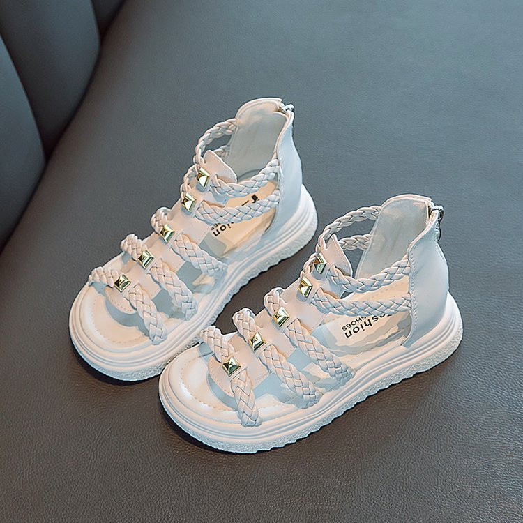 2023 nyár, új lányok divat római tengerparti szandálok hercegnős cipők gyermekszandálok, lányoknak megfelelő szandálok, nyitott orrú cipők