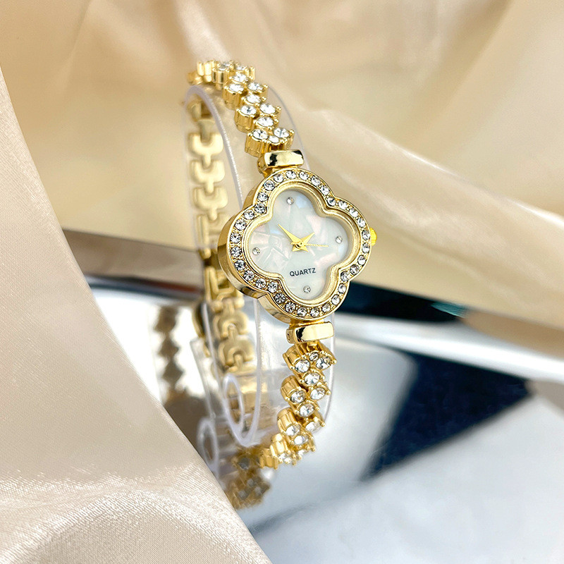 Női óra márkájú gyémánt szett luxus karkötő óra Divatos és elegáns kvarc óra Reloj V127