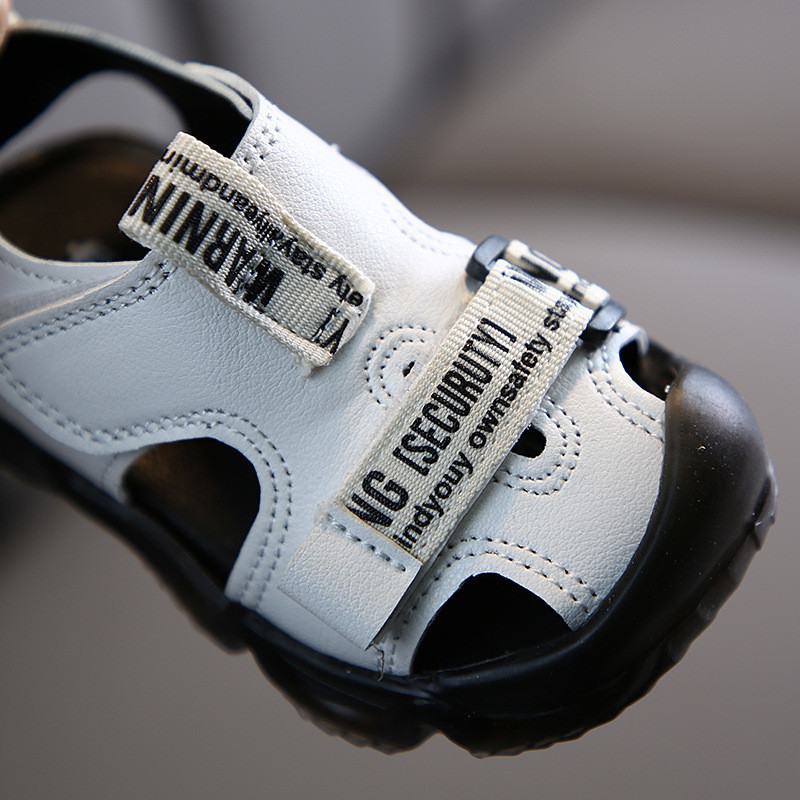 Zēnu vasaras sandales Maziem bērniem Mīksta zole Neslīdoša Pludmales Kurpes Bērni Ikdienišķs Āra Slēgts Toe Meiteņu Kurpes Modes Sporta Sandales