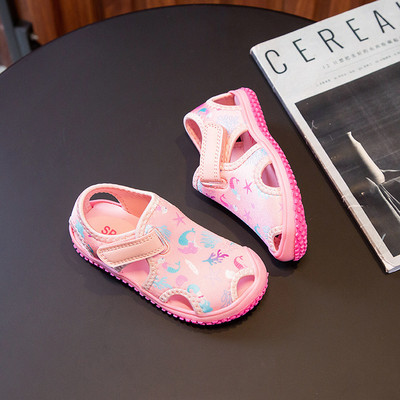 Gyerekcipők Nyári Új, Légáteresztő Hollow Out Lánycipők Strandszandálok Beltéri Baba Kisgyermek Puha Talp Csúszásmentes Alkalmi Cipők 크록스