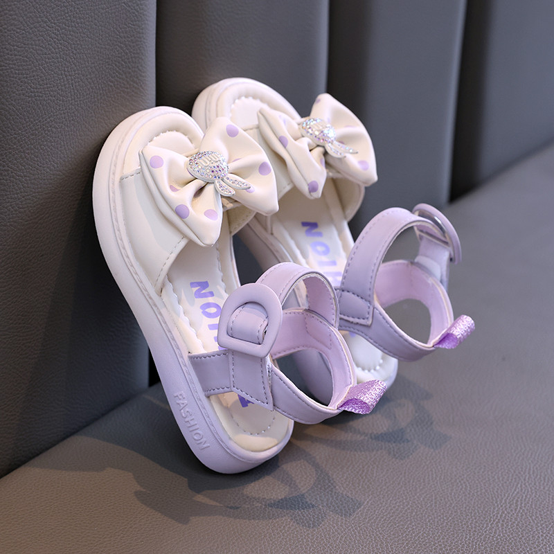 Gyerekcipő lány puha talpú alkalmi cipő Divatos hercegnős cipők új vízi gyémánt strandcipők masni formájú lányszandálok szandáliák