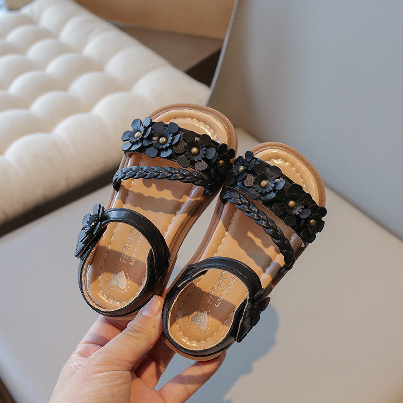 Nyári kislány papucsok, puha talpú, kényelmes, csúszásgátló kisgyermekek hercegnős csúsztatható szandálok virágokkal strandcipővel