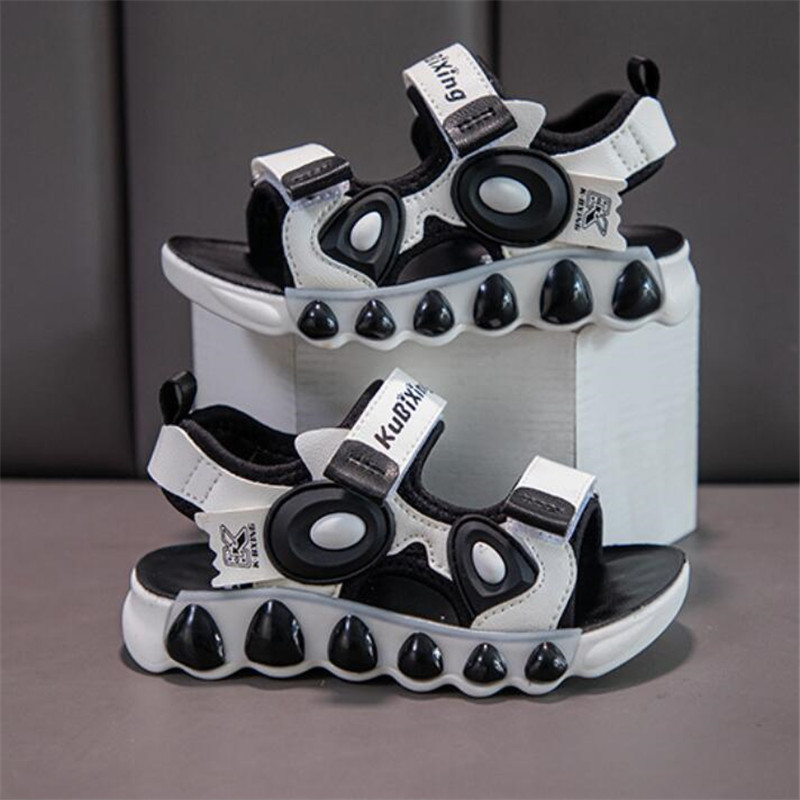 Jauna stila multfilmu princeses sandales meiteņu sandalēm 2024. gada vasaras meiteņu mīkstā zole, neslīdoši un gaiši pludmales apavi